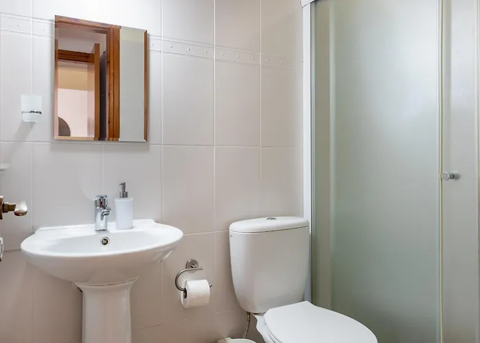 Odin 1-br & Balcony In * 라르나카