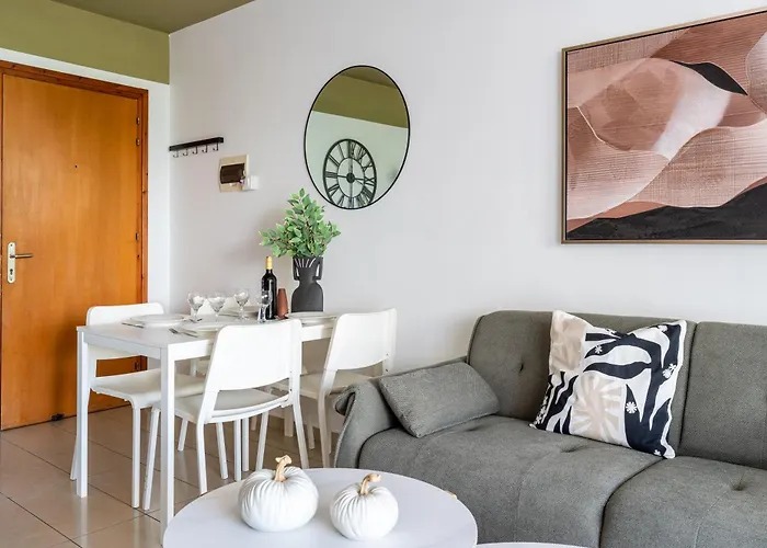 Daire Odin 1-br & Balcony In *